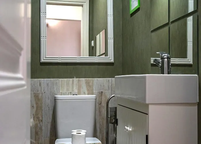 Herberg Large Family Flat In Campo De Ourique Lissabon