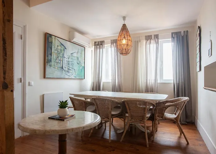 Herberg Large Family Flat In Campo De Ourique