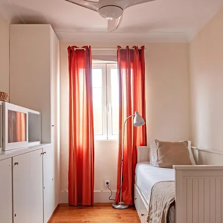 אורחן Large Family Flat In Campo De Ourique