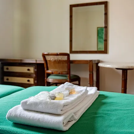 Inn Large Family Flat In Campo De Ourique *