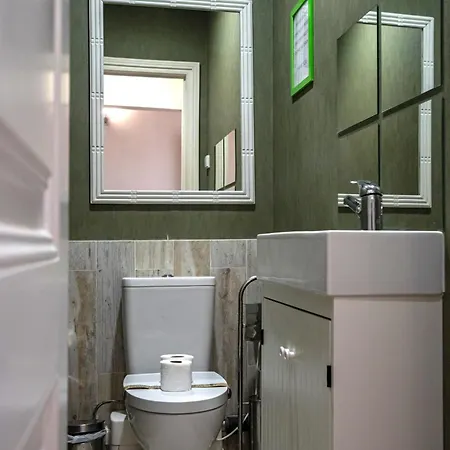 Inn Large Family Flat In Campo De Ourique Lisboa