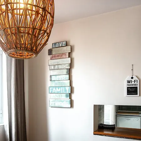 Large Family Flat In Campo De Ourique Herberg *